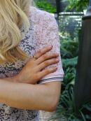 Libertè Essentiel - Libertè Essentiel Lacy rosa blonde t-shirt