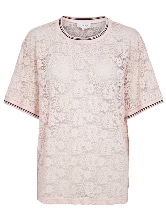 Libertè Essentiel - Libertè Essentiel Lacy rosa blonde t-shirt