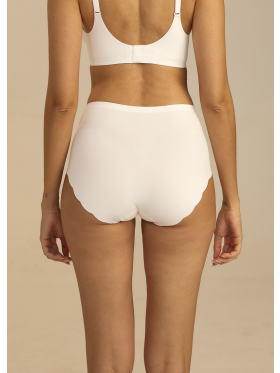 Femifemme 1001 hvid maxi trusse Femifemme 1001 hvid maxi trusse