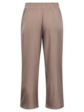 Sisters Point Viksa crop sand buks