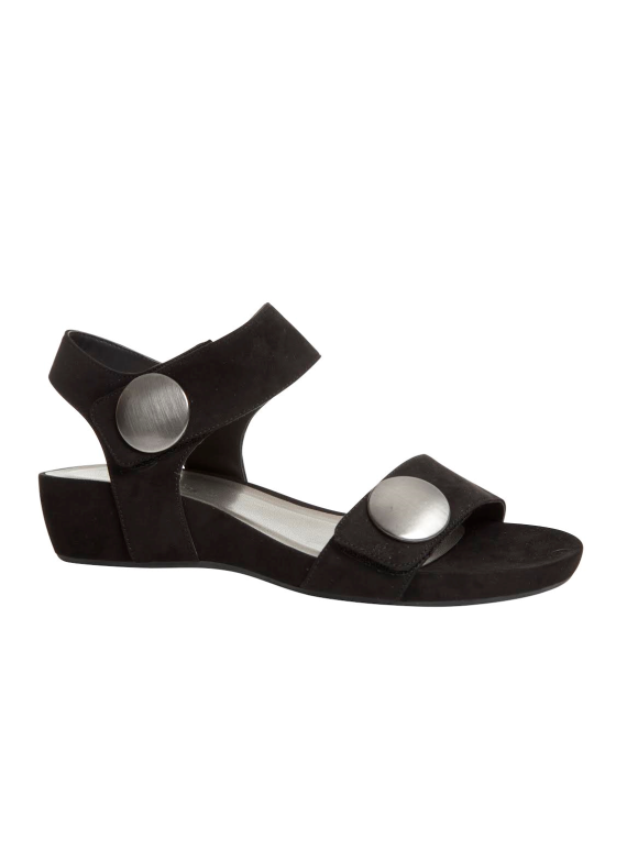 TH87-01890A Sandal