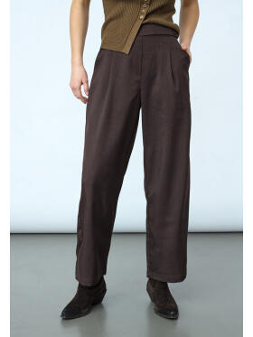 Sisters Point Viksa crop brun buks